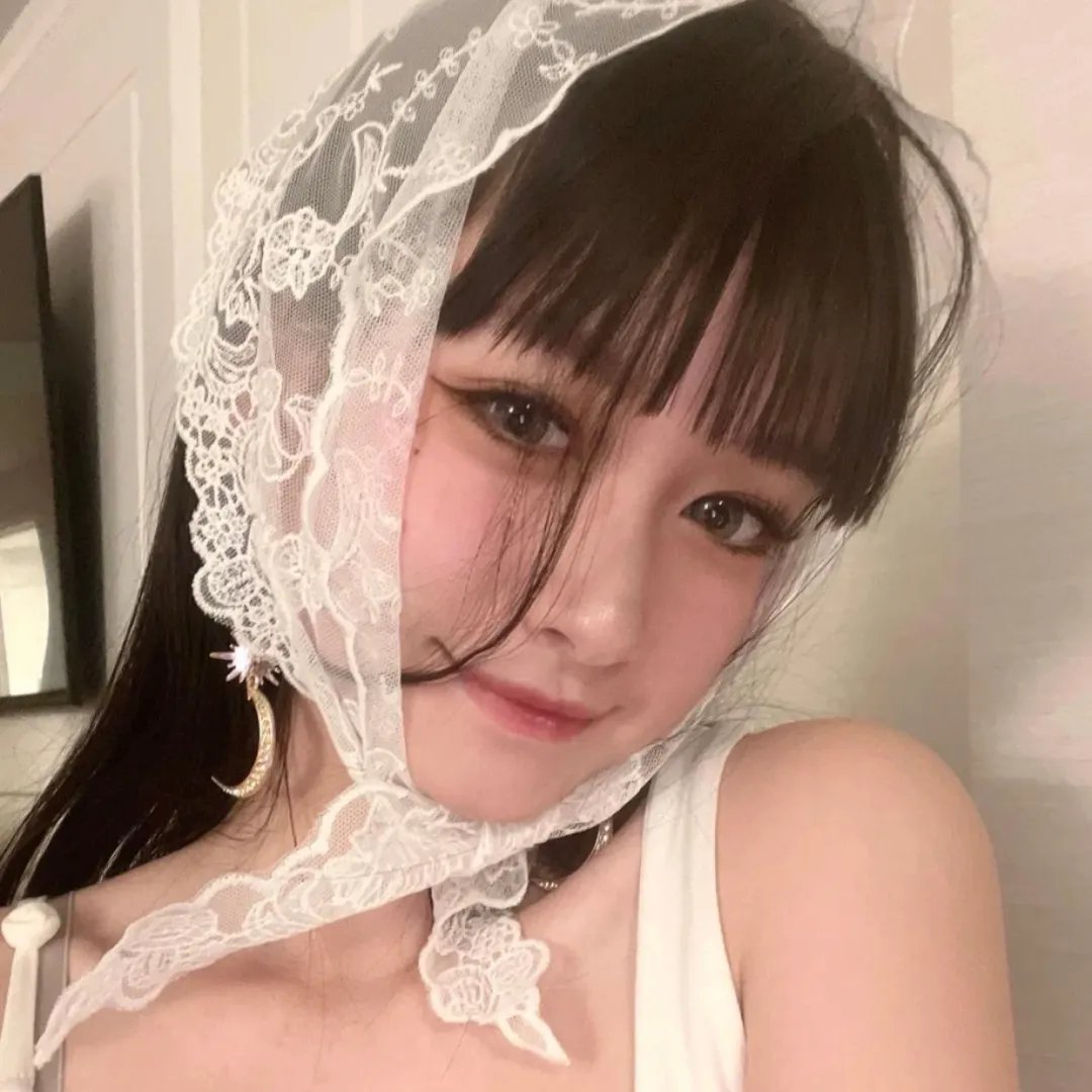 蓝色眼影